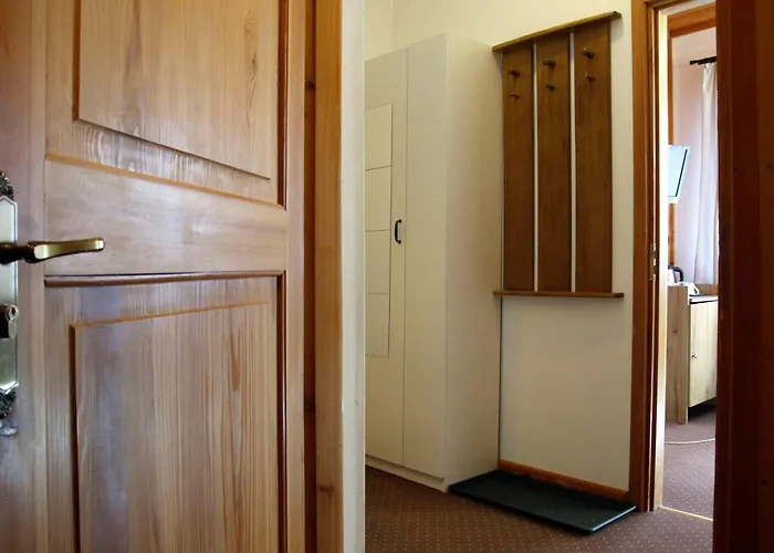 1910 3* Карпач